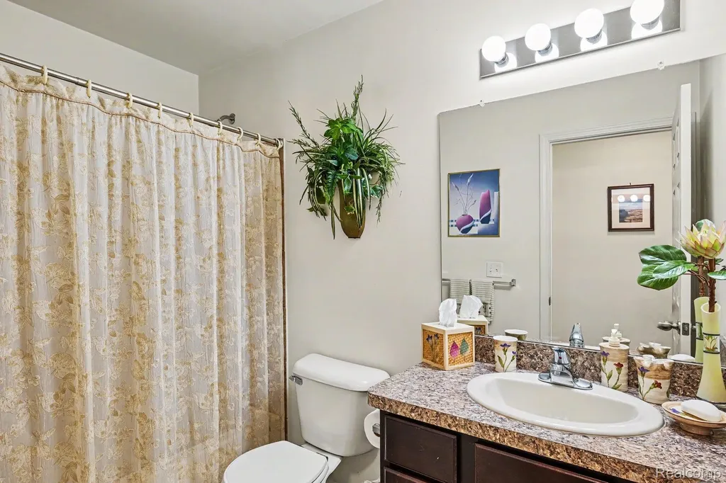 28344 Adler Park Drive S Chesterfield Township MI 48051