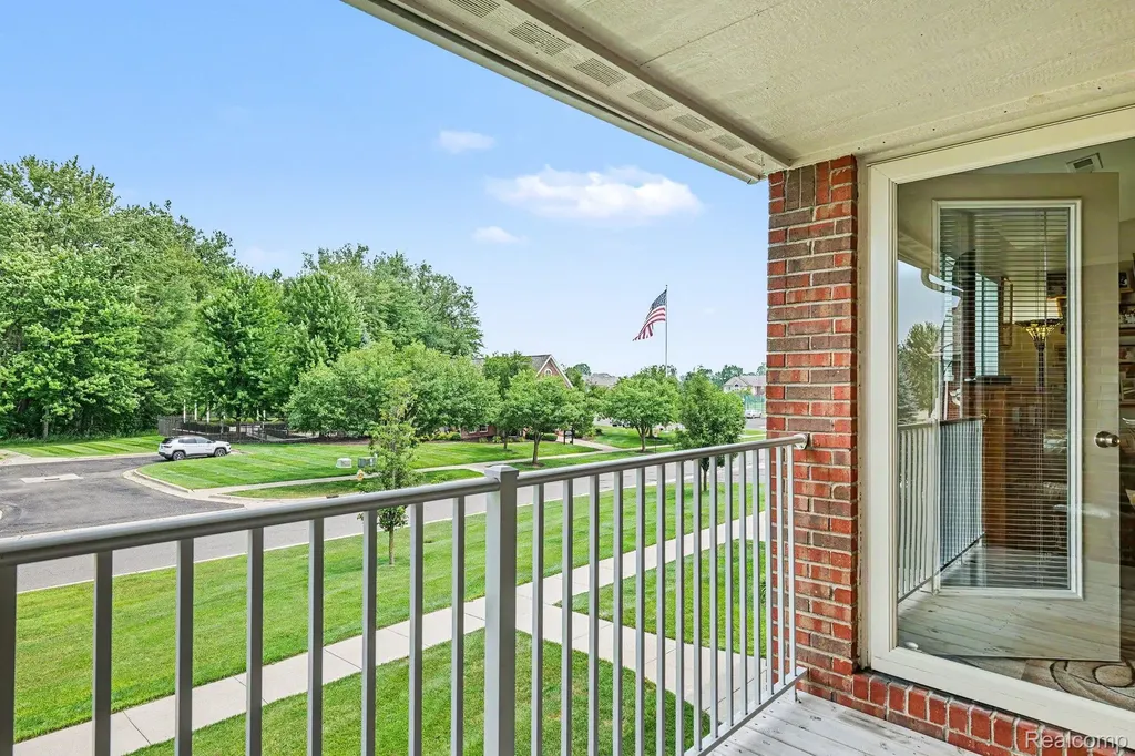 28344 Adler Park Drive S Chesterfield Township MI 48051