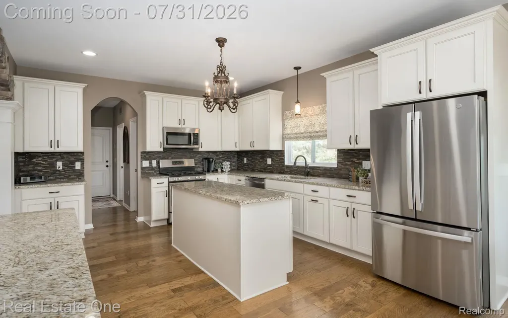 294 Golfside Drive Oxford Charter Township MI 48371