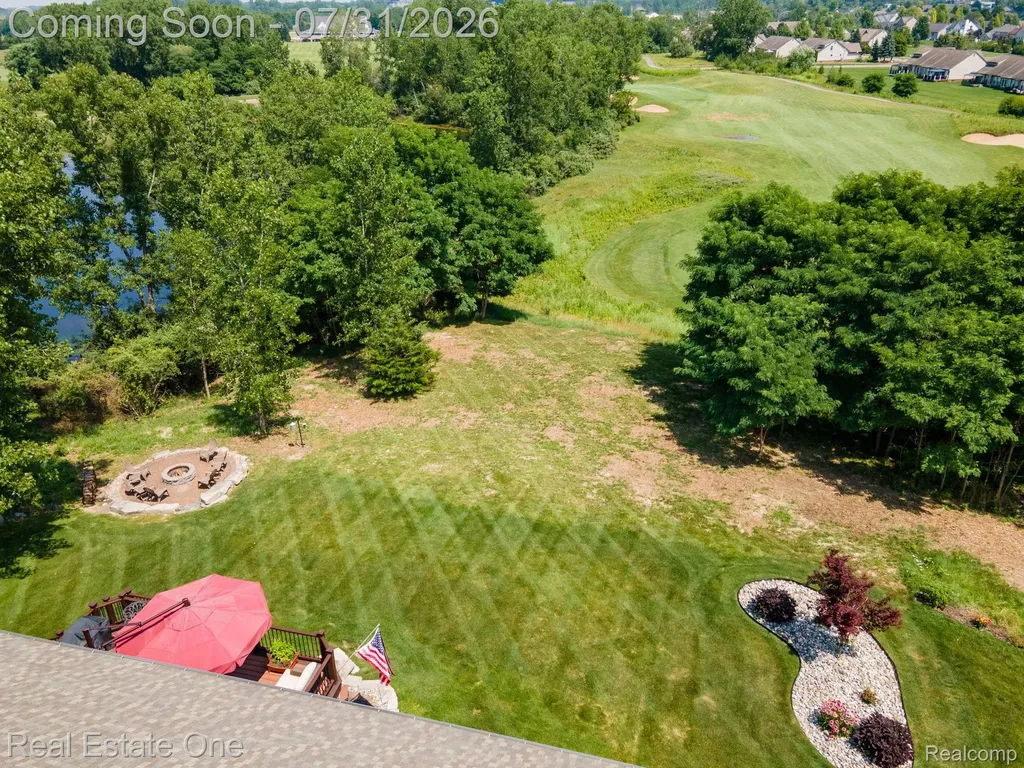 294 Golfside Drive Oxford Charter Township MI 48371