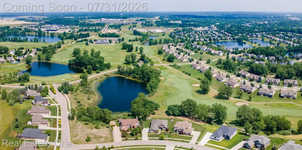 294 Golfside Drive Oxford Charter Township MI 48371