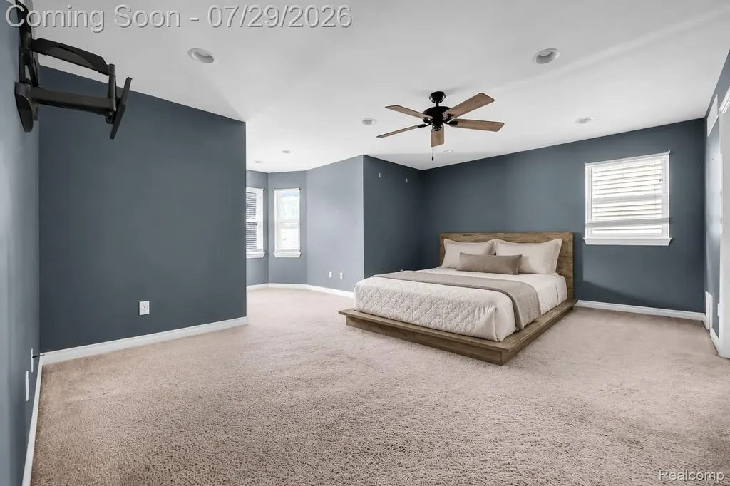 9399 Oakdale Street Clay Township MI 48001
