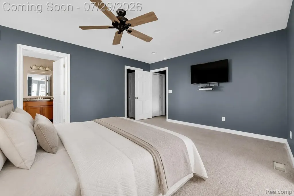 9399 Oakdale Street Clay Township MI 48001