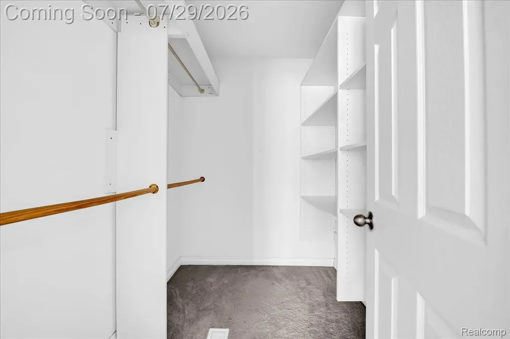 9399 Oakdale Street Clay Township MI 48001