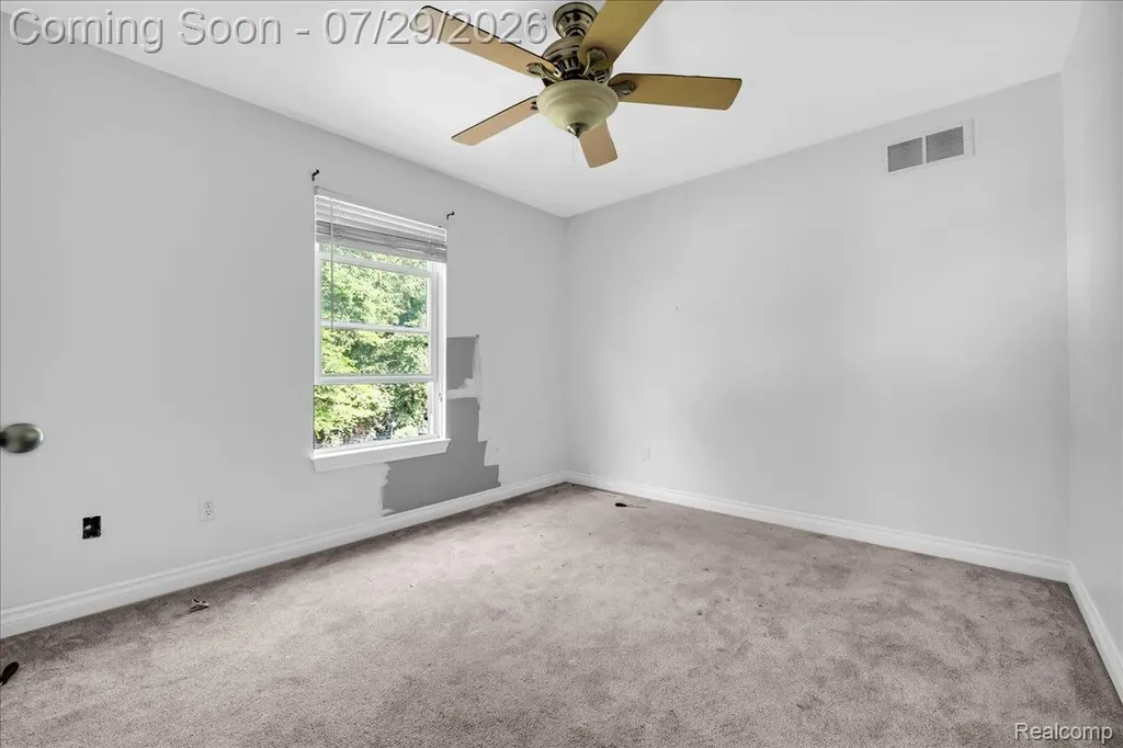 9399 Oakdale Street Clay Township MI 48001