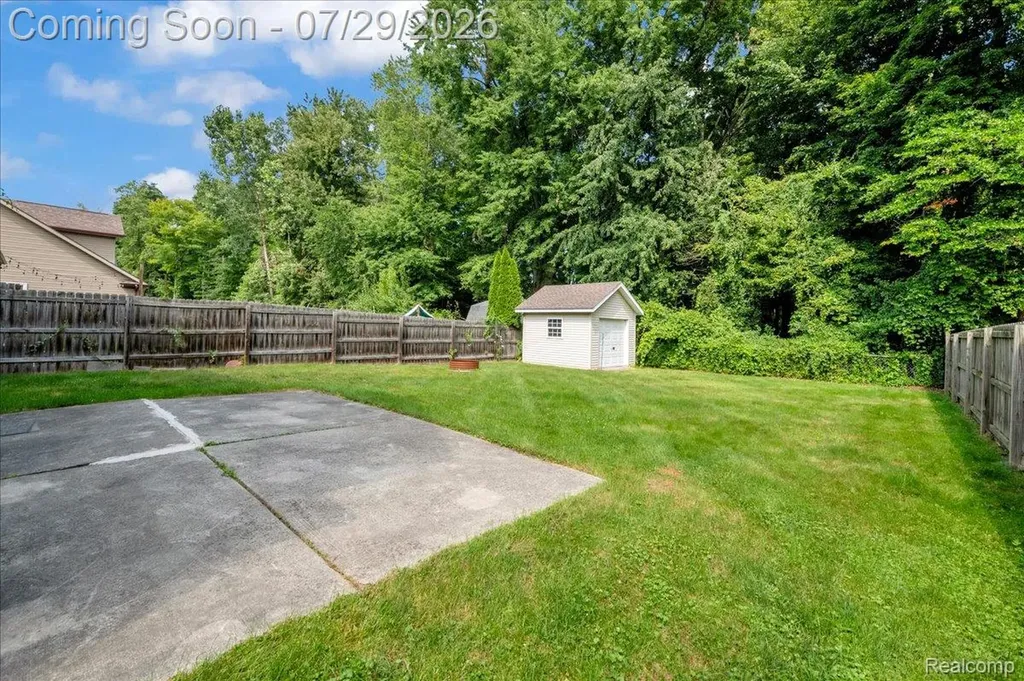 9399 Oakdale Street Clay Township MI 48001