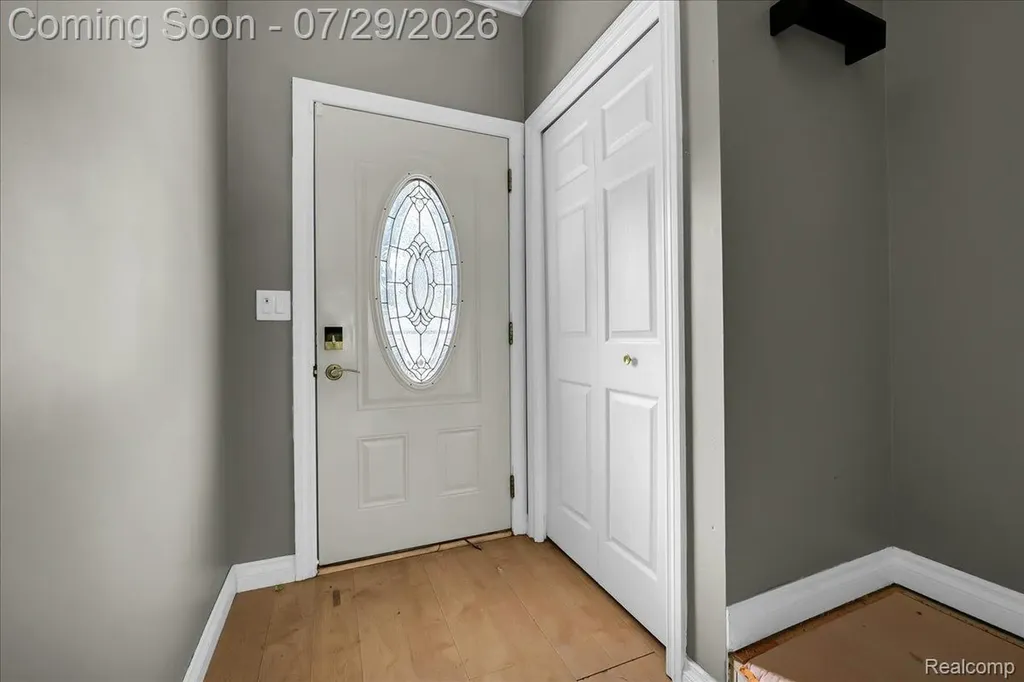 9399 Oakdale Street Clay Township MI 48001