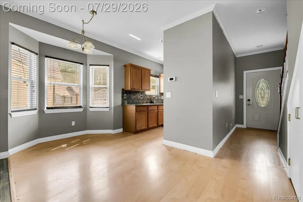 9399 Oakdale Street Clay Township MI 48001