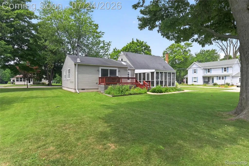 205 Mechanic Street Dundee Village MI 48131