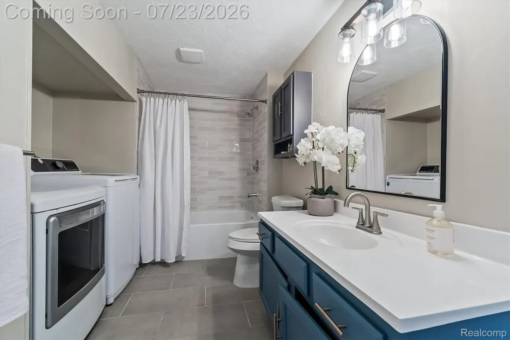 420 N Baldwin Road Orion Charter Township MI 48348