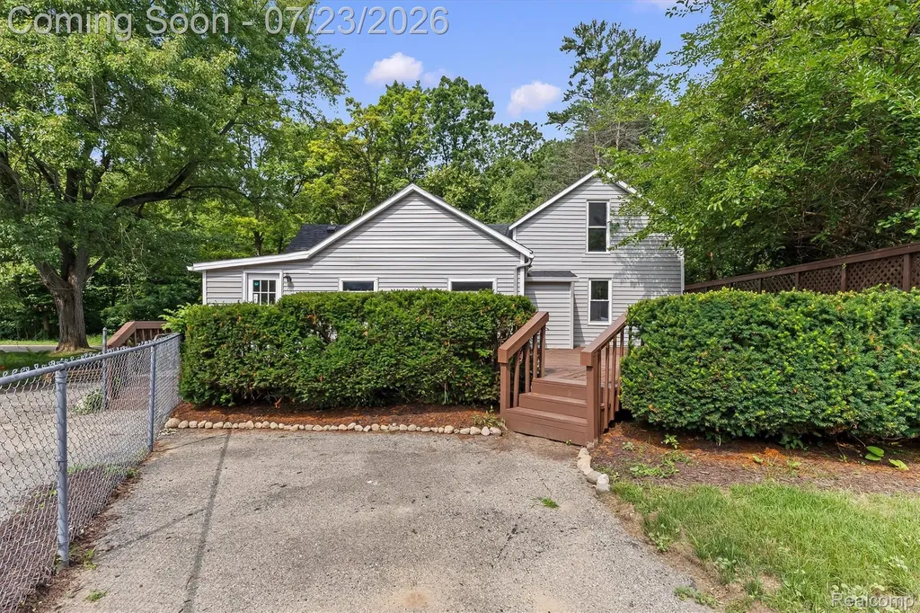 420 N Baldwin Road Orion Charter Township MI 48348