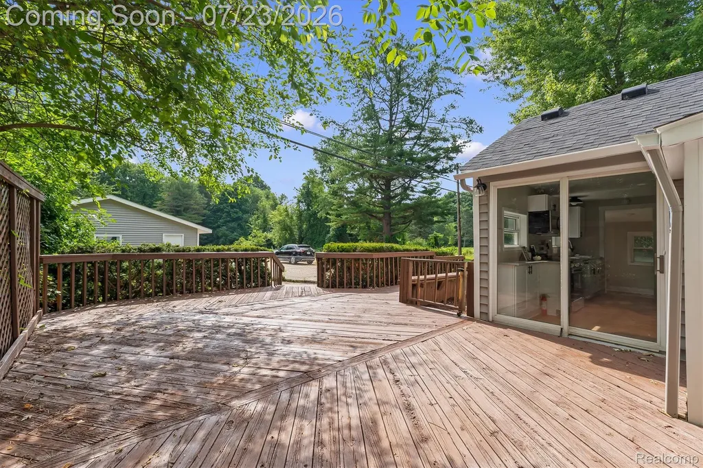 420 N Baldwin Road Orion Charter Township MI 48348