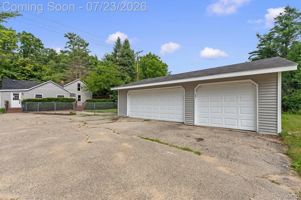 420 N Baldwin Road Orion Charter Township MI 48348