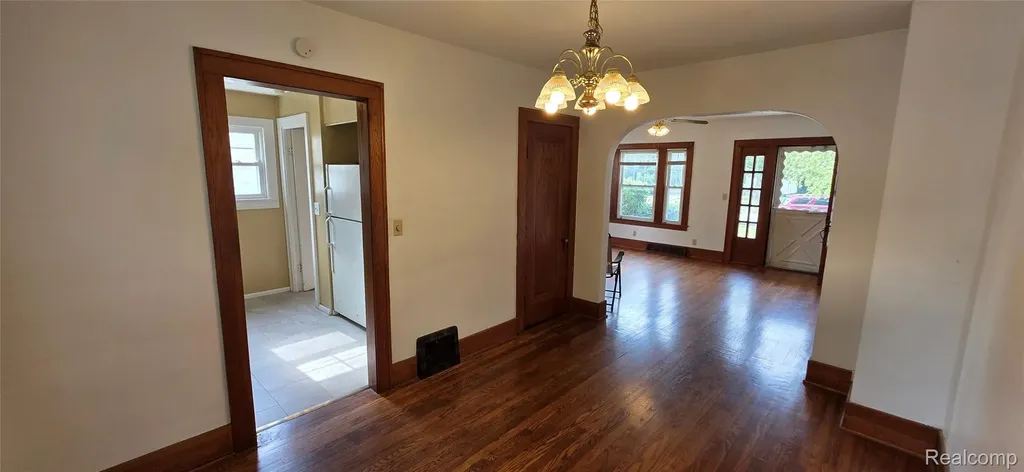 724 Alexandrine Ave Avenue Mt. Morris City MI 48458