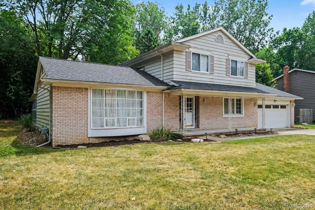 436 Dutch Mill Drive Flushing City MI 48433