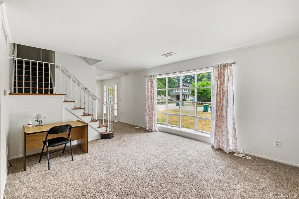 436 Dutch Mill Drive Flushing City MI 48433