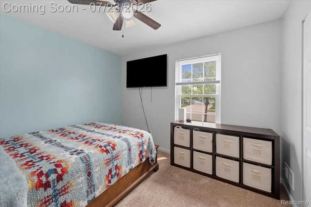 2871 Au Gres River Drive Handy Township MI 48836