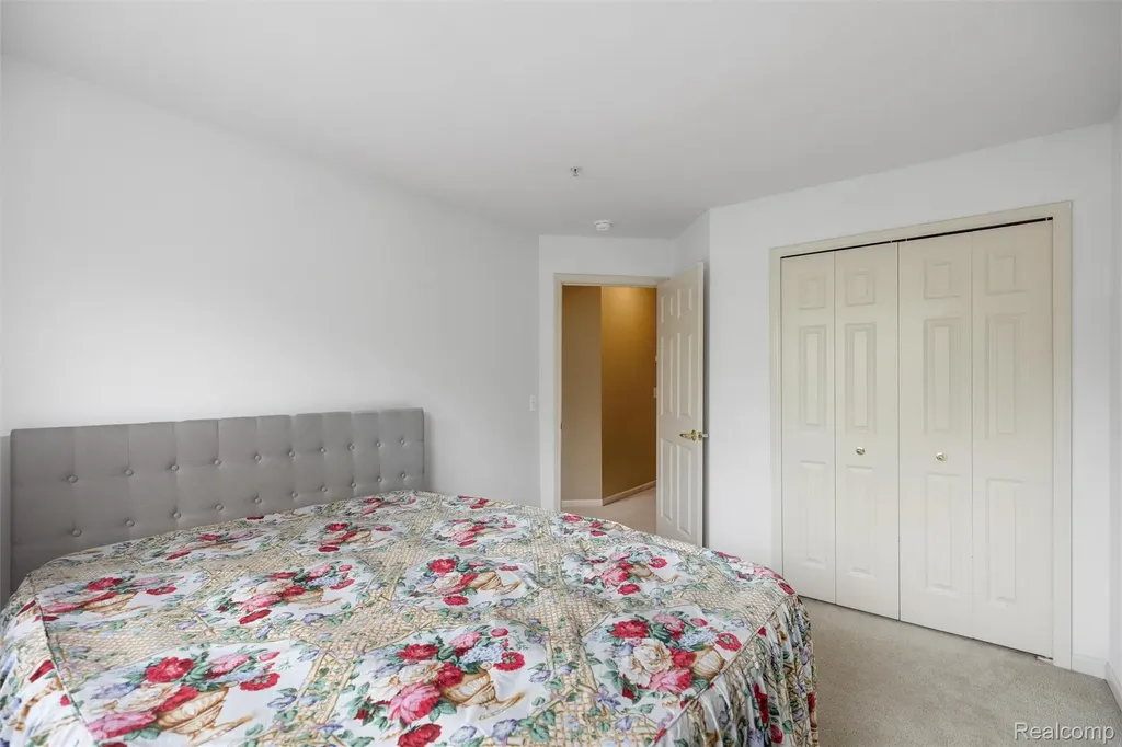 2795 Barclay Way Ann Arbor City MI 48105