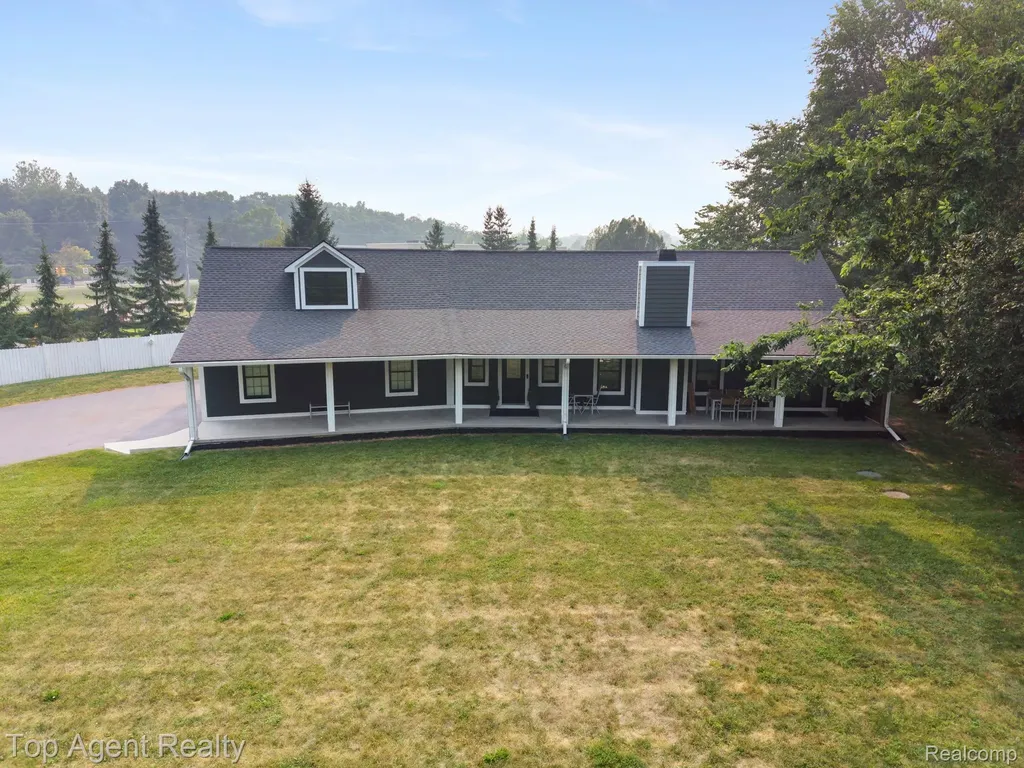 27593 Old Colony Street Farmington Hills City MI 48334