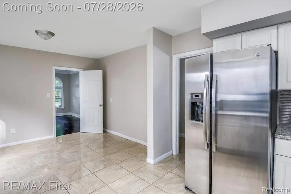1349 Devonshire Road Grosse Pointe Park City MI 48230