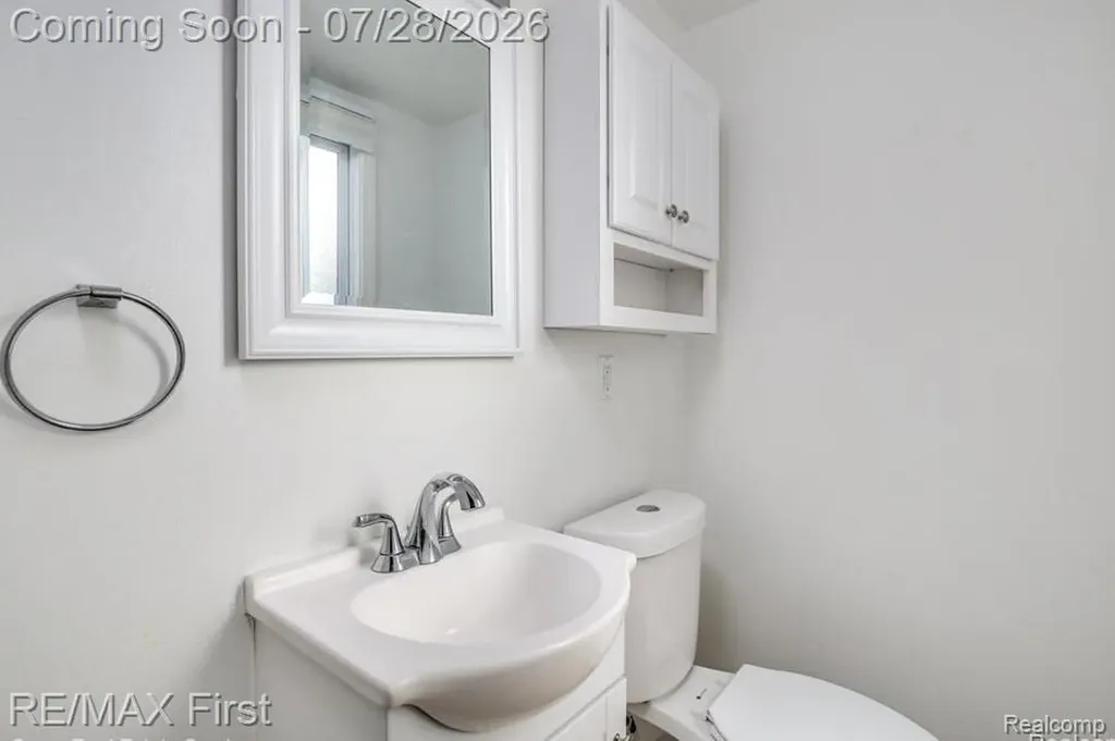 1349 Devonshire Road Grosse Pointe Park City MI 48230