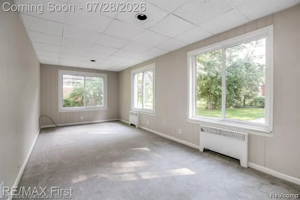 1349 Devonshire Road Grosse Pointe Park City MI 48230