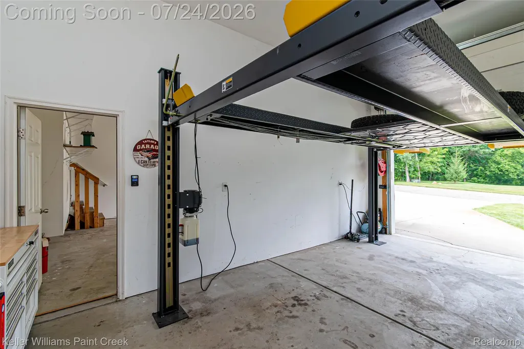 508 Forest Hill Dr Drive Oxford Village MI 48371