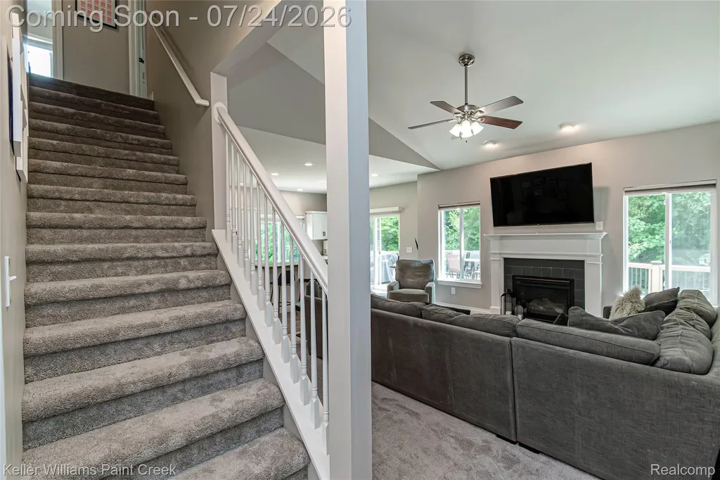 508 Forest Hill Dr Drive Oxford Village MI 48371