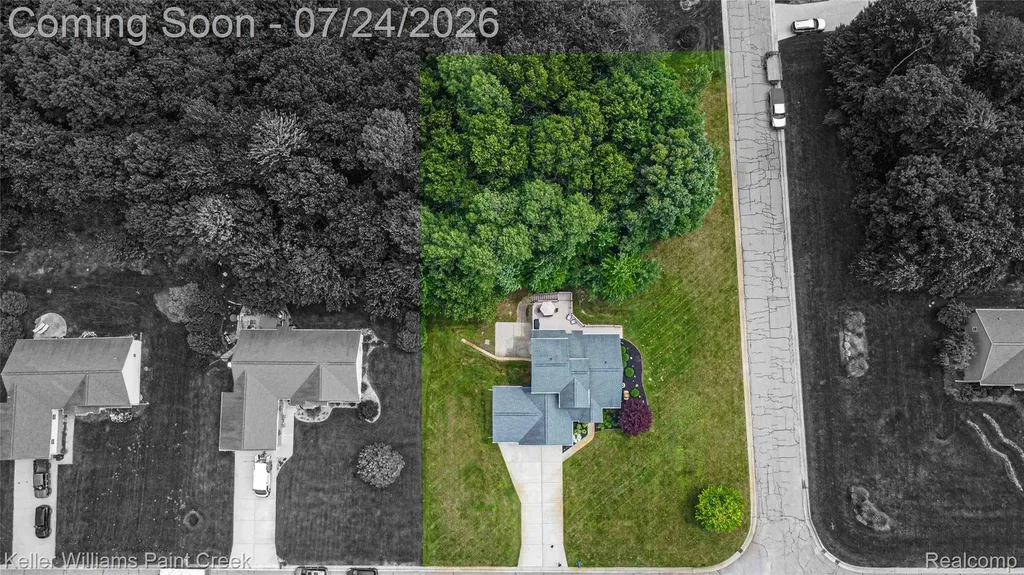 508 Forest Hill Dr Drive Oxford Village MI 48371