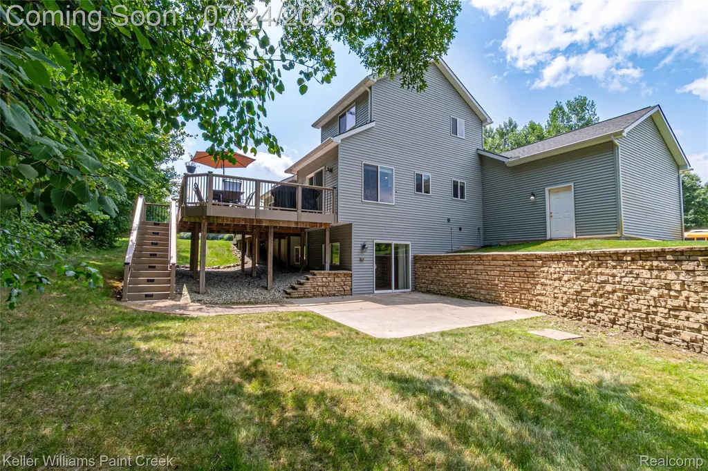 508 Forest Hill Dr Drive Oxford Village MI 48371