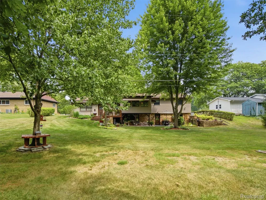 4074 Jennie Lane Swartz Creek City MI 48473