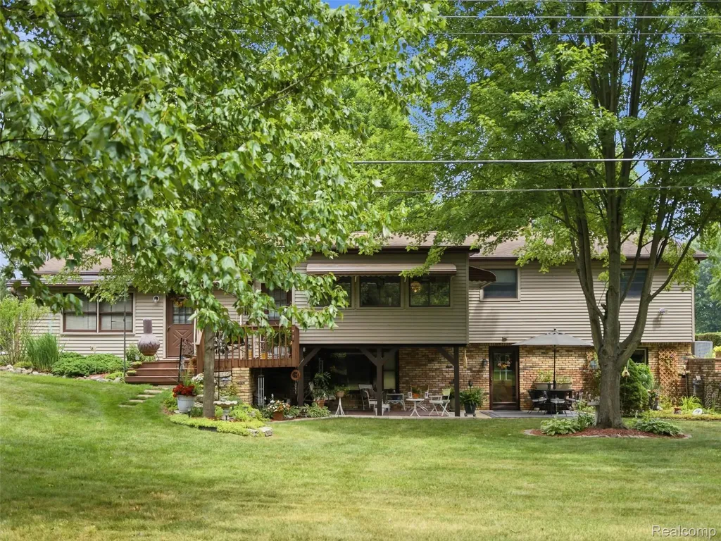 4074 Jennie Lane Swartz Creek City MI 48473