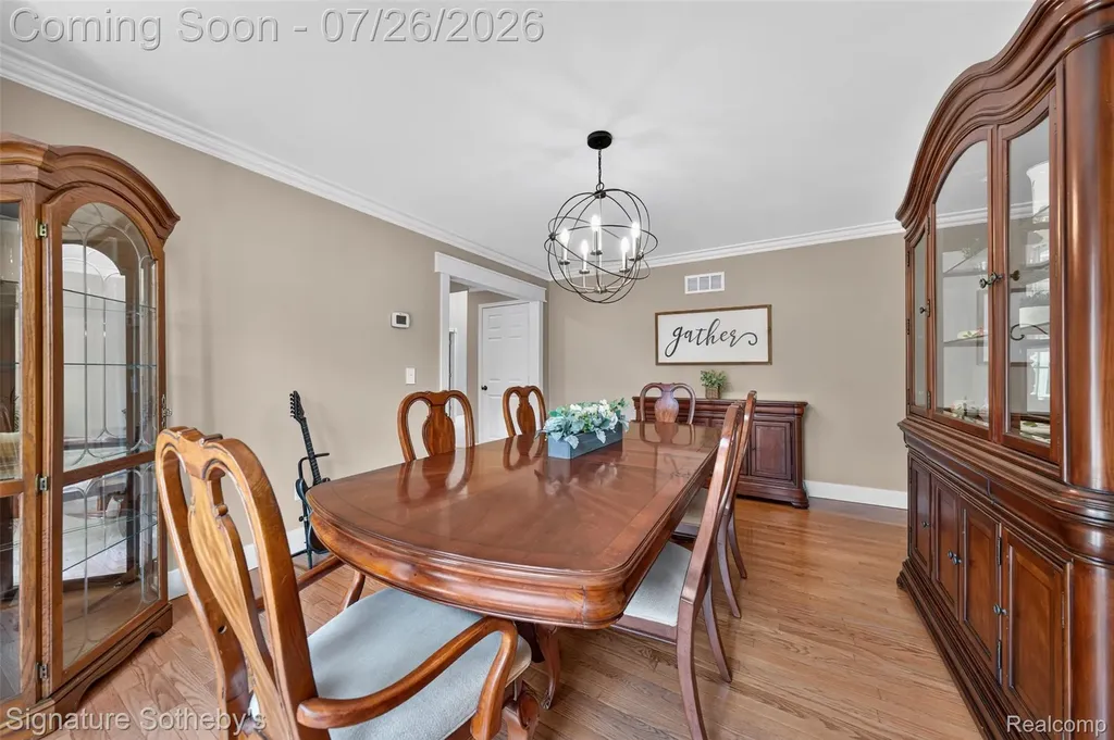 5133 Allison Drive Troy City MI 48085