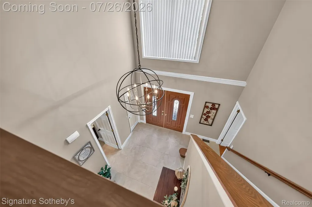 5133 Allison Drive Troy City MI 48085