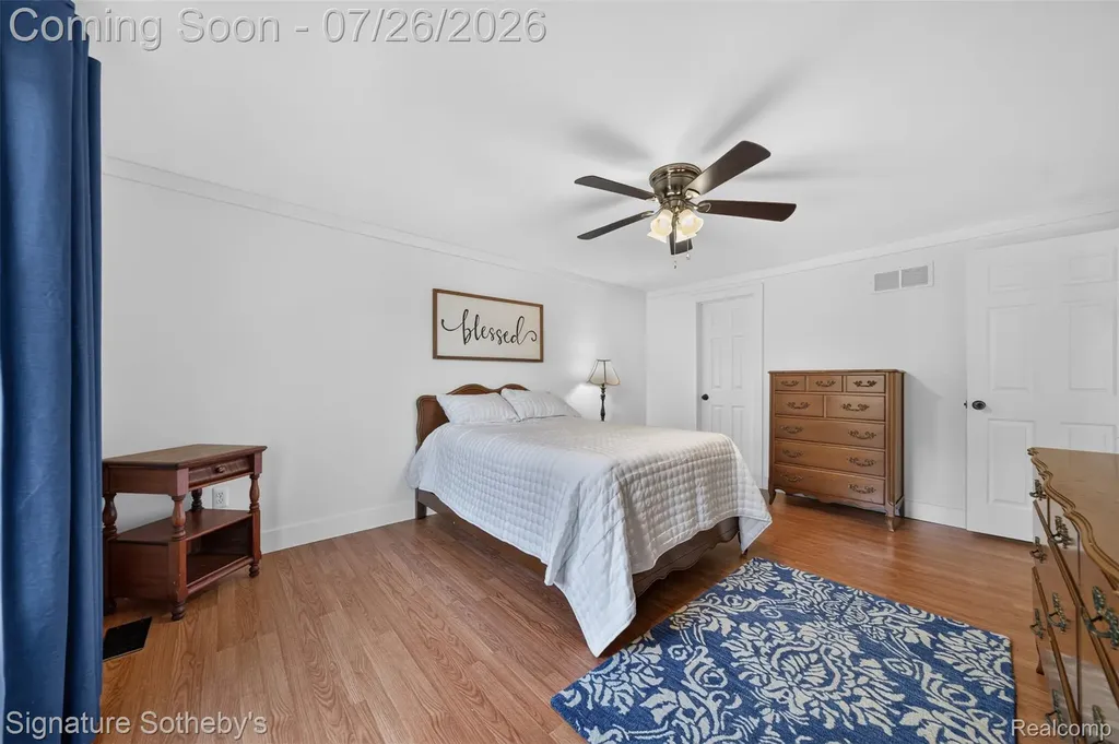 5133 Allison Drive Troy City MI 48085