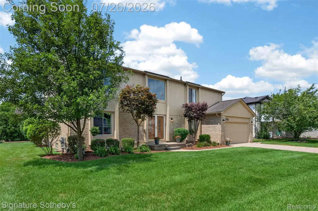 5133 Allison Drive Troy City MI 48085