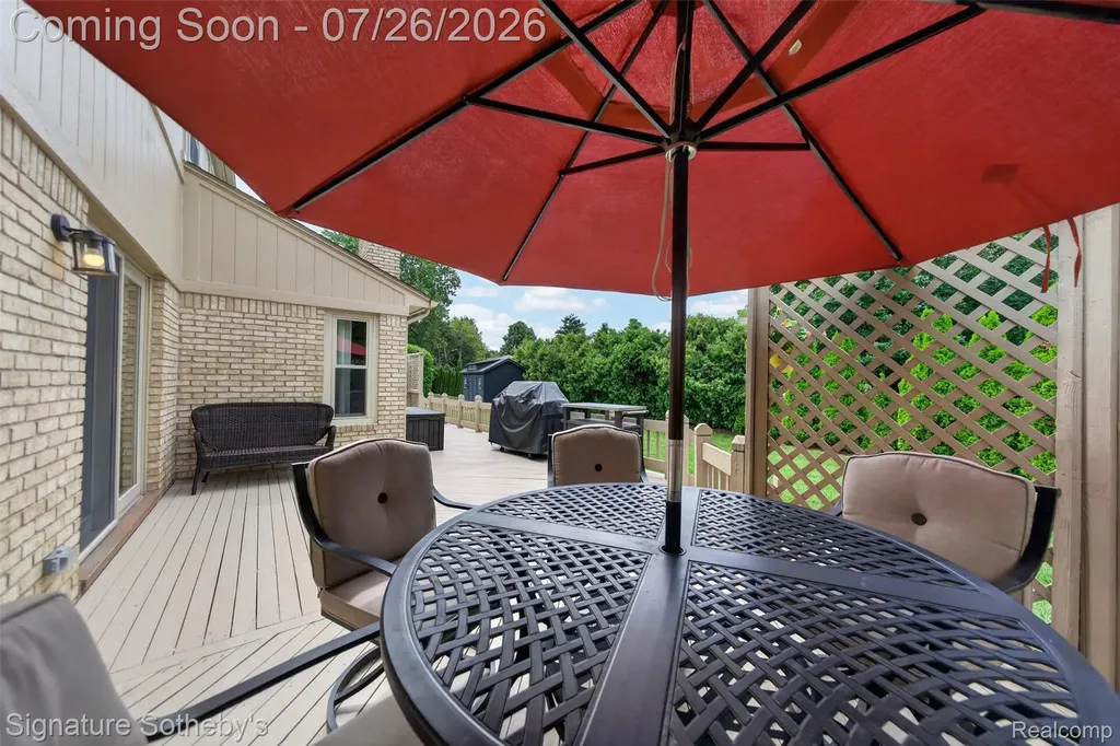 5133 Allison Drive Troy City MI 48085