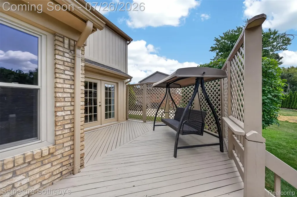 5133 Allison Drive Troy City MI 48085