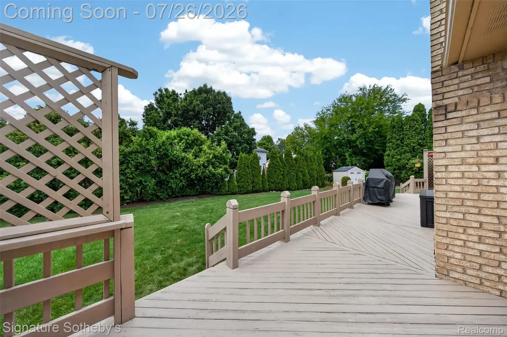 5133 Allison Drive Troy City MI 48085