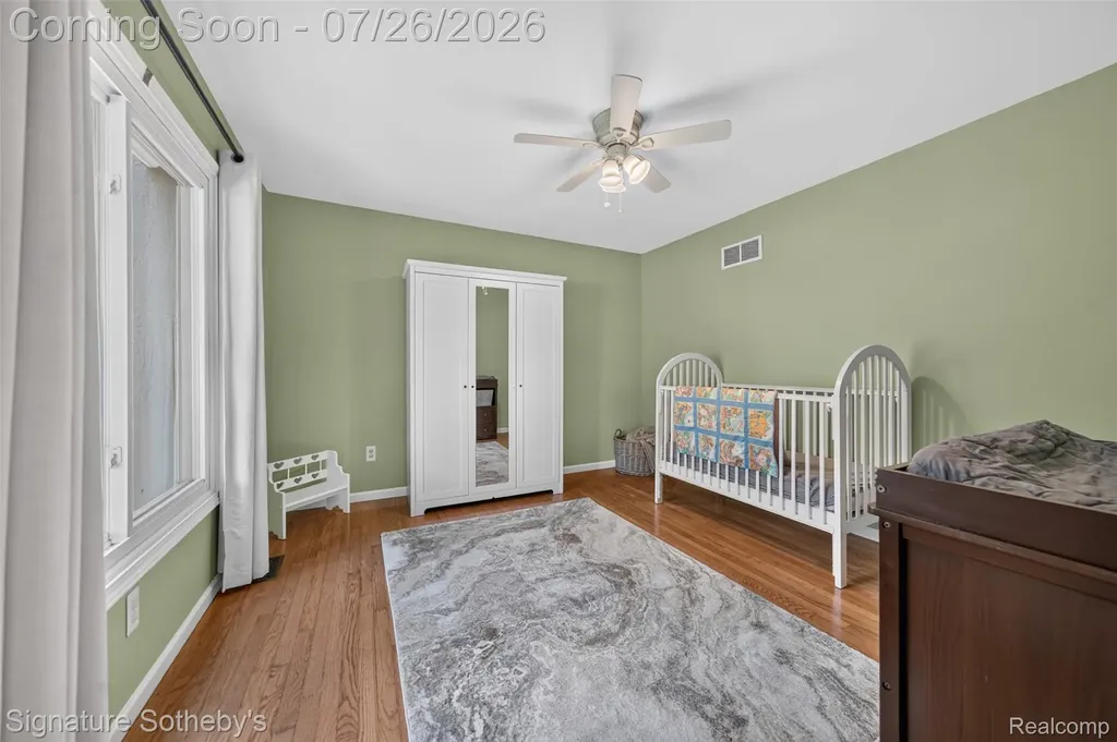 5133 Allison Drive Troy City MI 48085