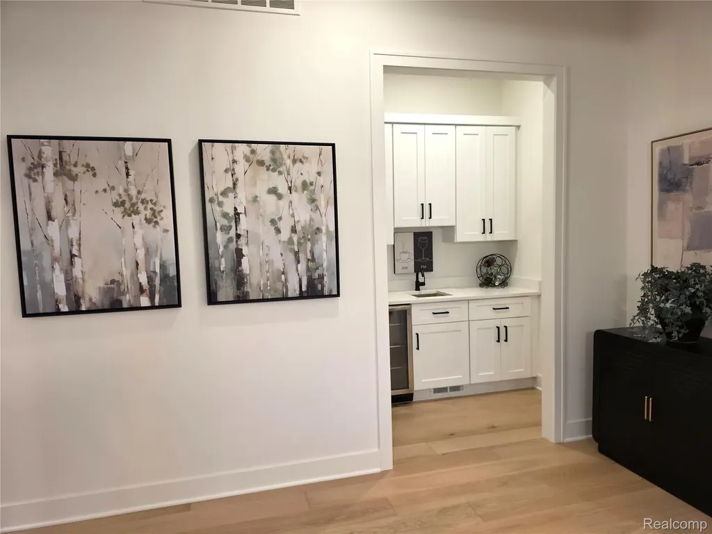 7398 Brys Shelby Charter Township MI 48316
