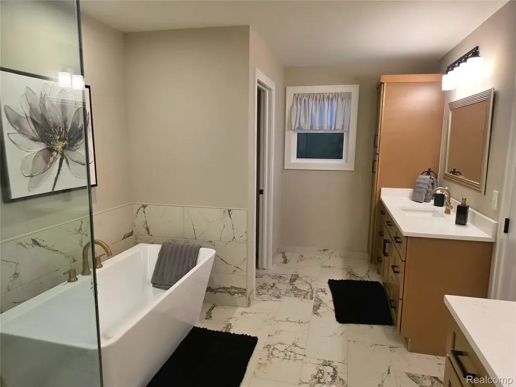 7398 Brys Shelby Charter Township MI 48316