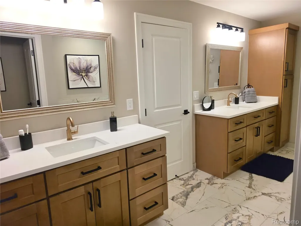 7398 Brys Shelby Charter Township MI 48316