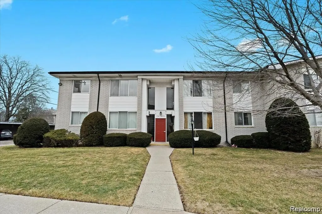 26780 Joy Road Redford Charter Township MI 48239