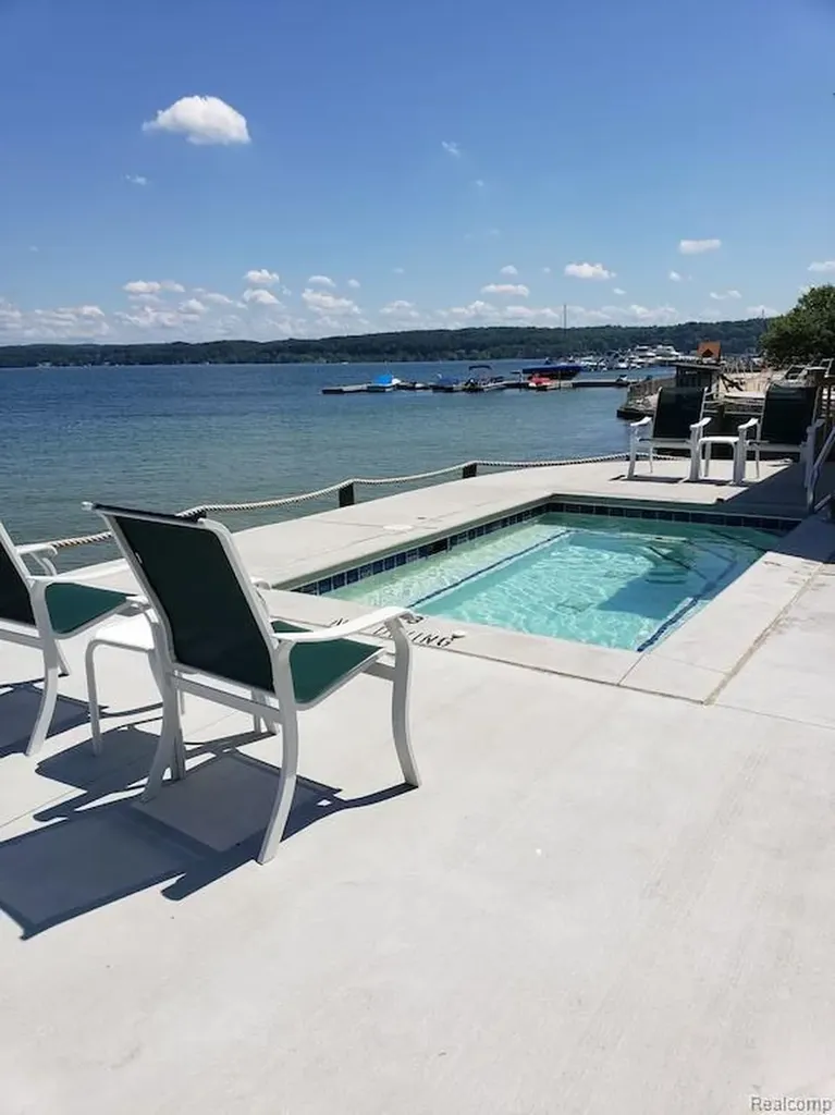 8520 Portage Point Drive Onekama Township MI 49675