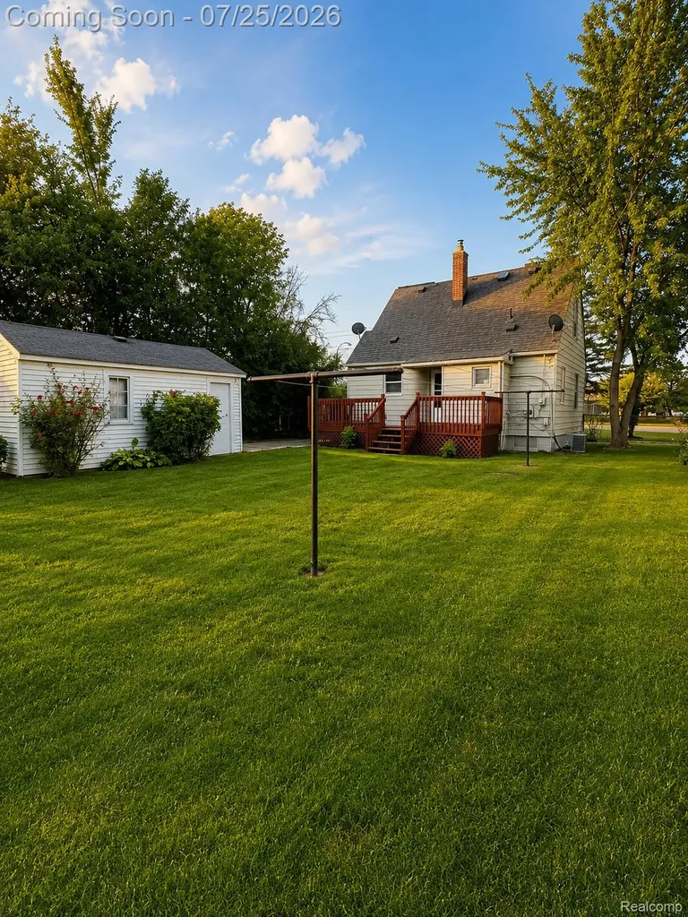 31492 Cherry Hill Road Garden City City MI 48135