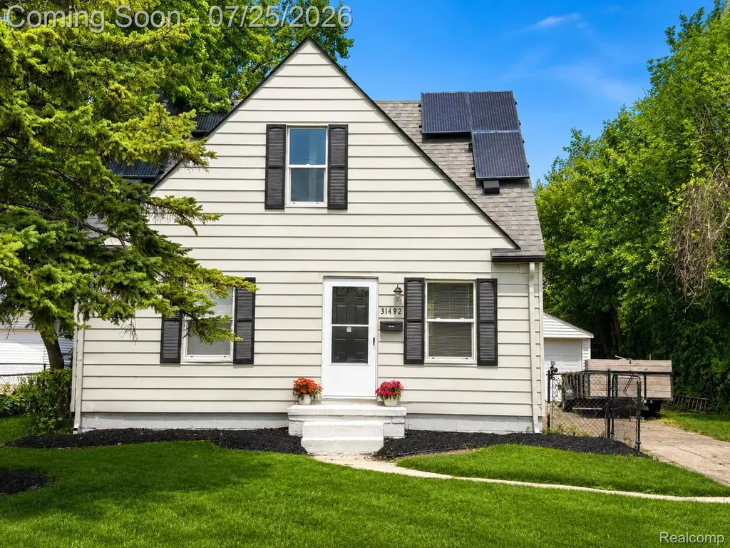 31492 Cherry Hill Road Garden City City MI 48135