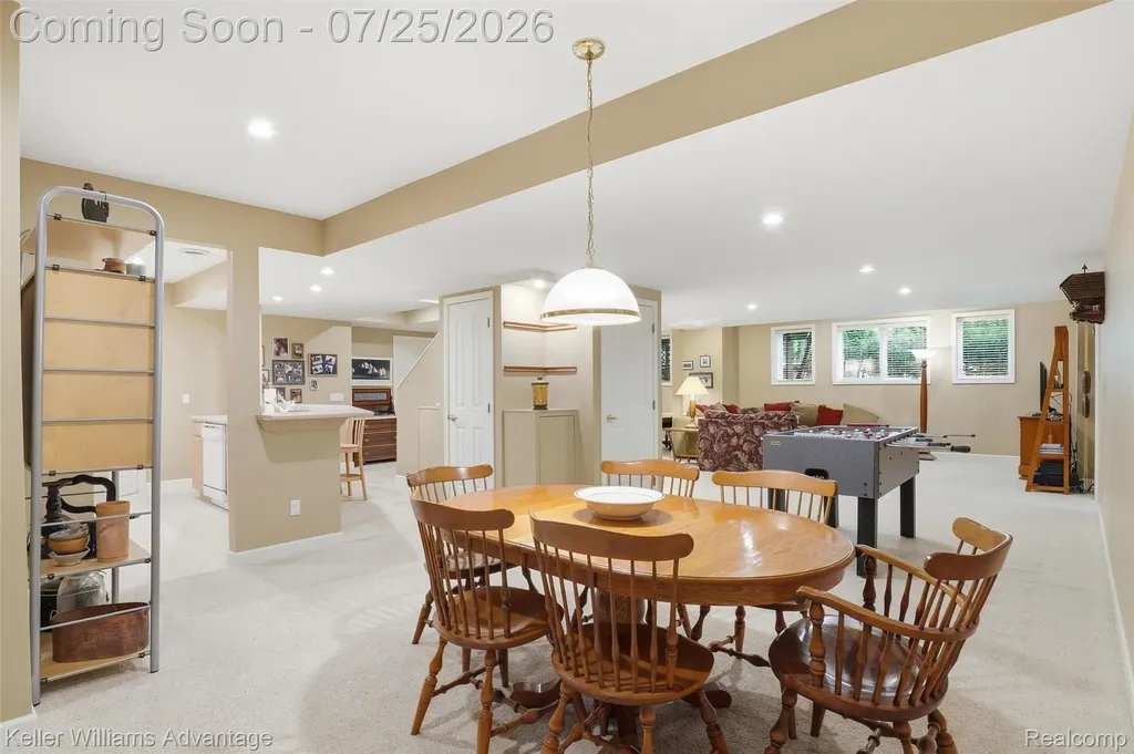 44559 White Pine Circle E Northville Township MI 48168