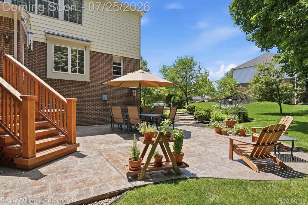 44559 White Pine Circle E Northville Township MI 48168