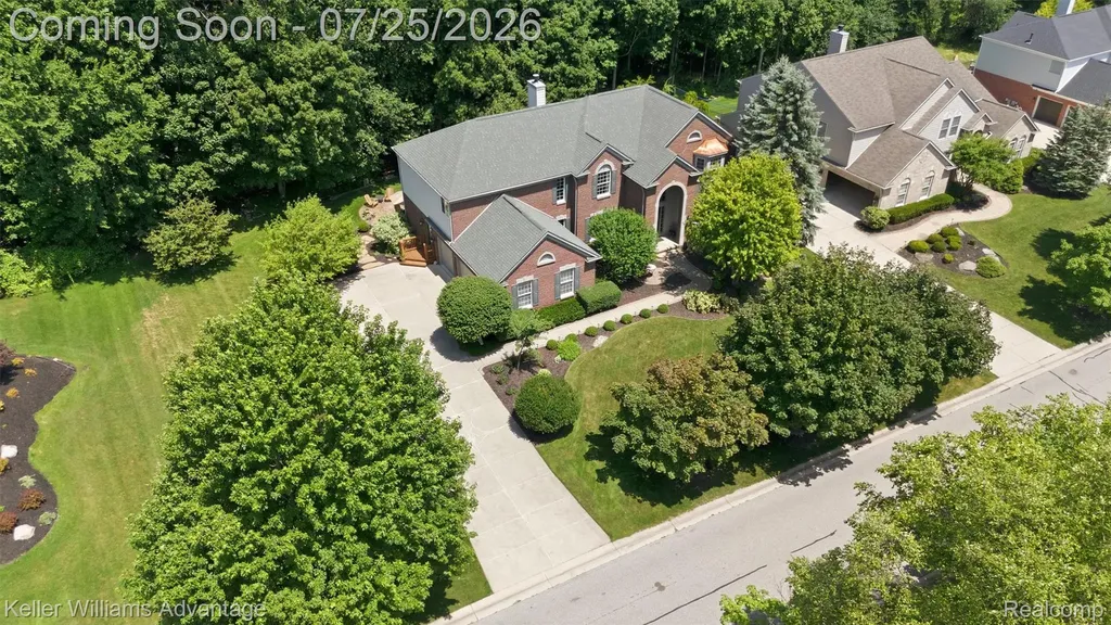 44559 White Pine Circle E Northville Township MI 48168